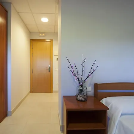 Hostel Residencial Croera *